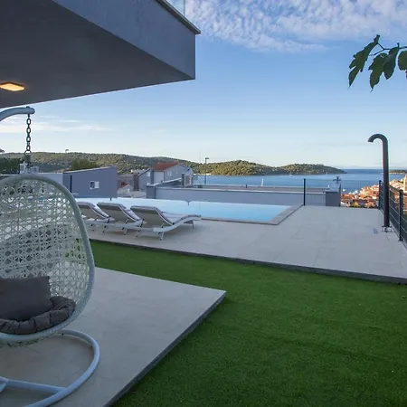 ヴィラ Luxury Blue *