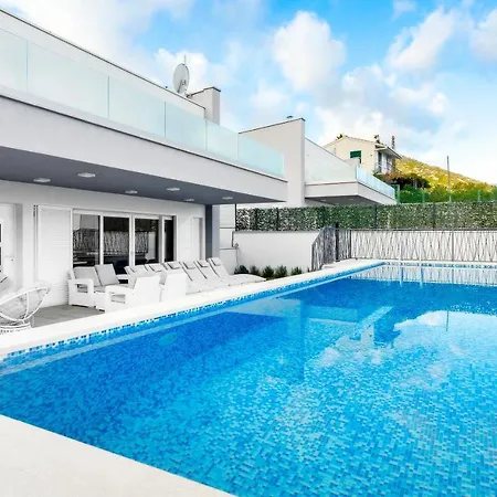 Luxury Blue ヴィス