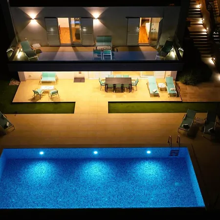 Luxury Blue فيلة *