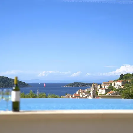 Luxury Blue فيلة فيس