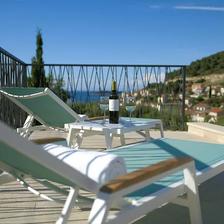 Luxury Blue 别墅 *