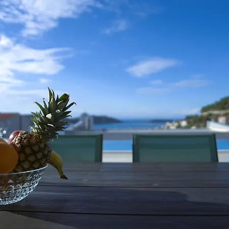 فيلة Luxury Blue