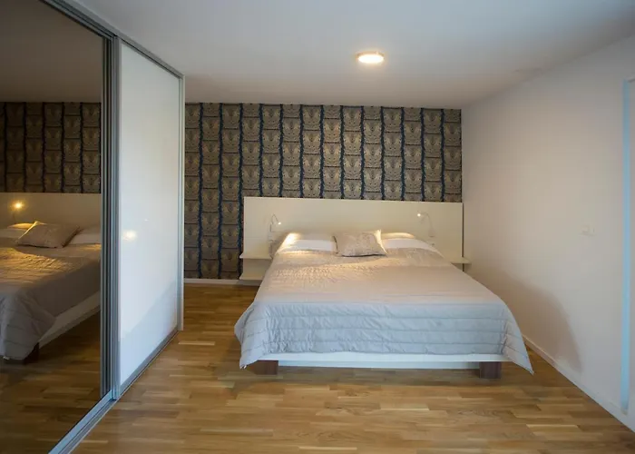 Luxury Blue Vila