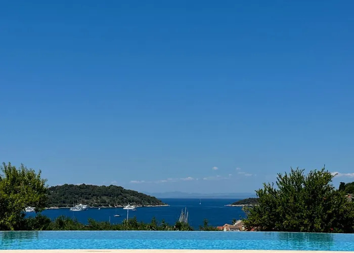 Vila Luxury Blue Vis