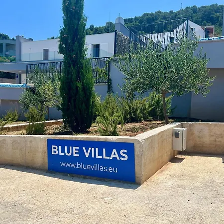 Villa Luxury Blue
