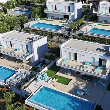Luxury Blue Villa *