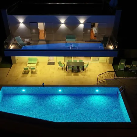 Luxury Blue Vis