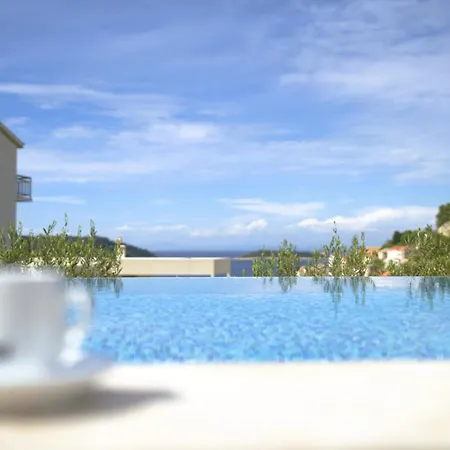 Luxury Blue Villa Vis